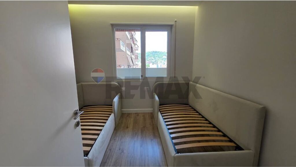 Appartamento 2+1 in Affitto, Tirana Golden Park