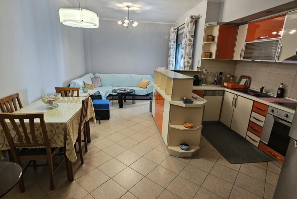 Ne Yzberisht Shitet Apartament 2+1 I Mobiluar!