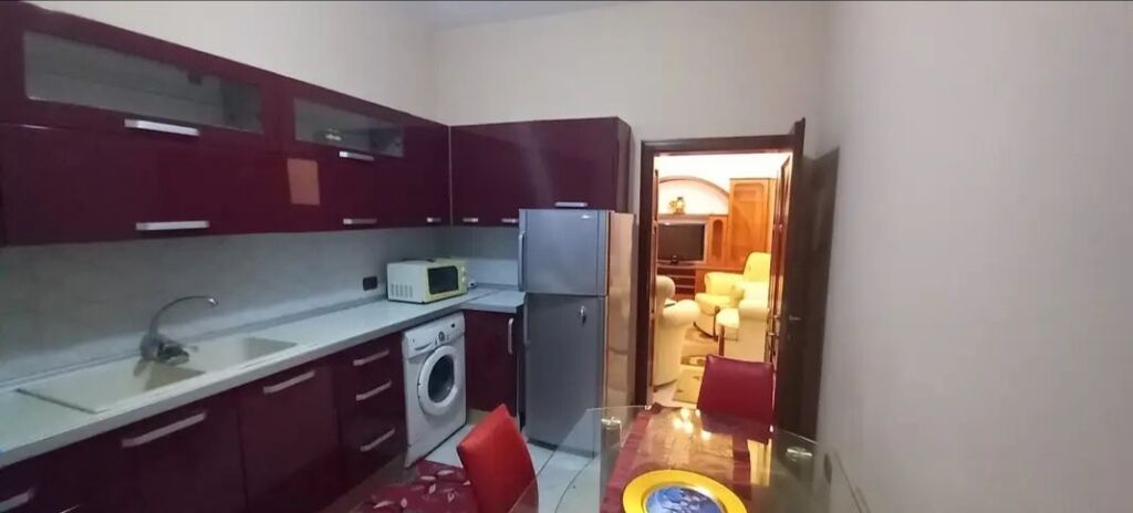 SHTEPI 1+1 ME QIRA  - SHKOZE, TIRANE