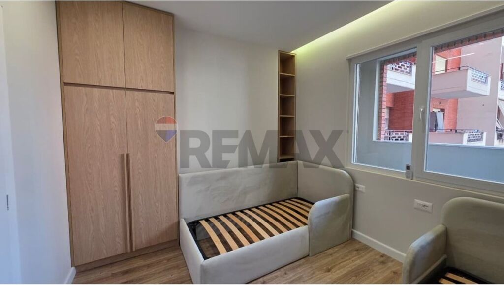 Apartament 2+1 me Qira, Tirana Golden Park
