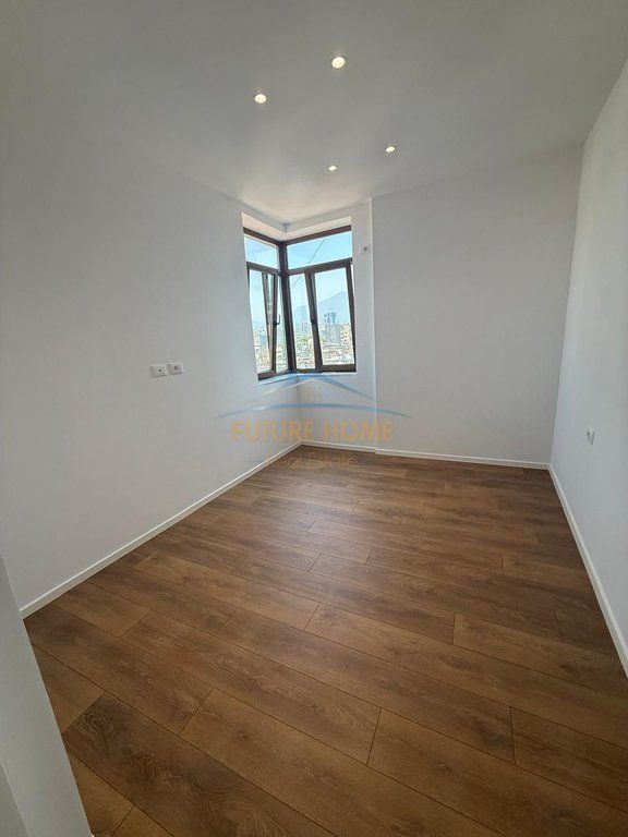 In vendita, Appartamento 1+1, Via Fadil Bodinaku, Tirana
