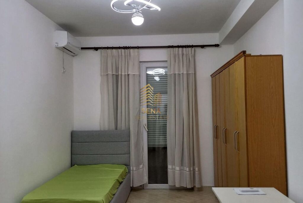 Qira, Apartament 2+1+2+blk, Astir, Prane Bar Artisti 600 Euro/Muaj