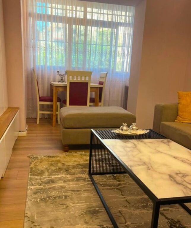 Apartament 3+1 dhe Parking me Qera