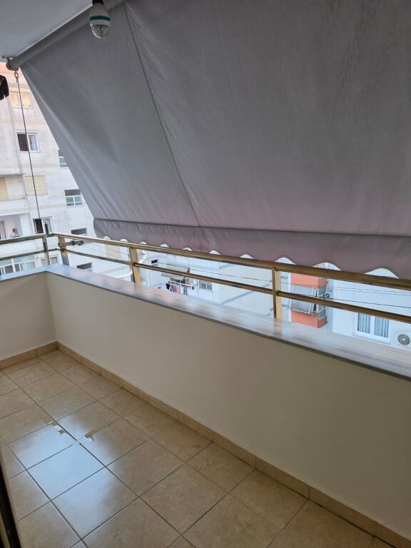 Jepet me qira Apartament 2+1 në Mëzez, pranë QTU.