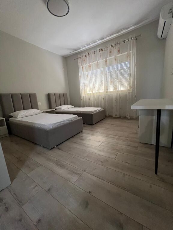 FOR RENT 2+1 APARTMENT WITH SEPARATE KITCHEN, CENTER, DURRES!