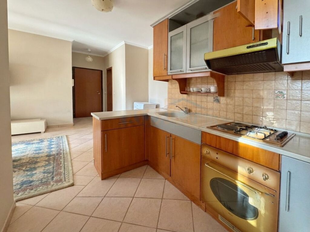 Qira, Apartament 1+1, Sheshi Wilson