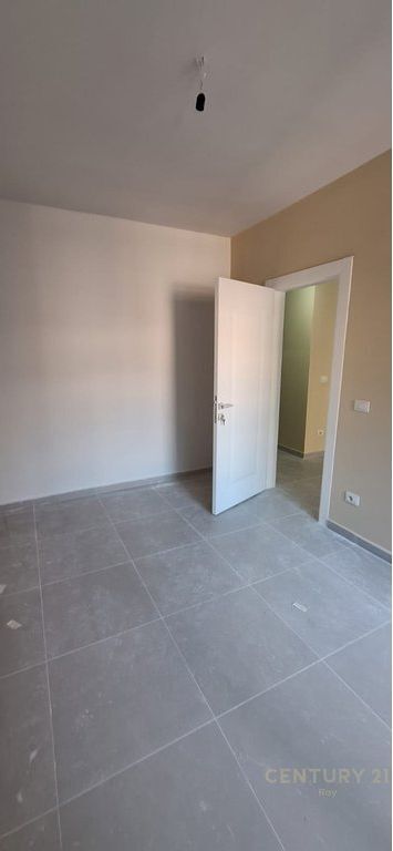 Appartamento 2+1 in vendita a Golem, Durrës