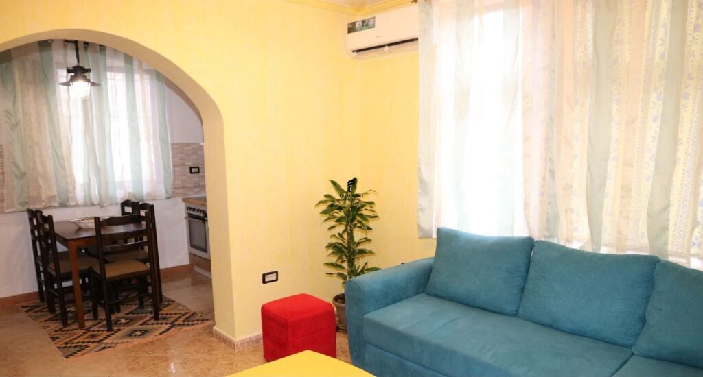 APARTAMENT ME QERA 2+1 LAPRAKE 70.000 LEKE FH-88759