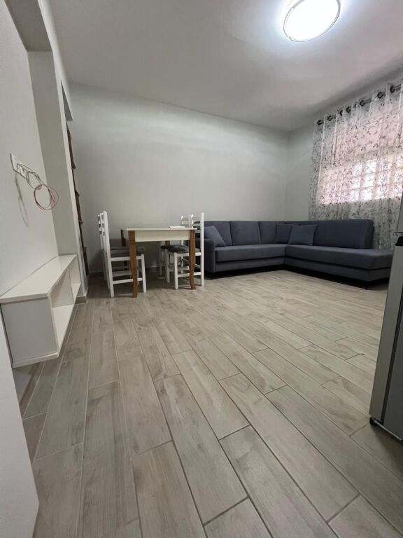 FOR RENT 2+1 APARTMENT WITH SEPARATE KITCHEN, CENTER, DURRES!
