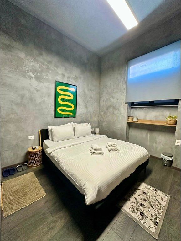 Biznes Airbnb në shitje te Rruga e Durrësit!
