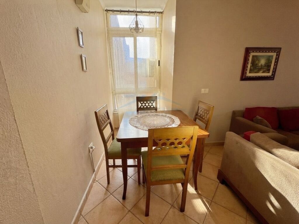 Qira, Apartament 1+1, Sheshi Wilson