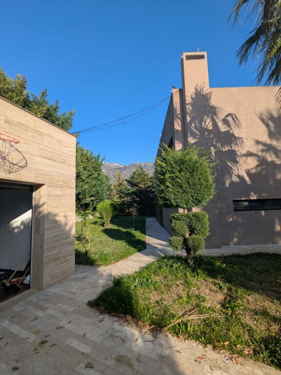 🏡 VILLA + LAND FOR SALE