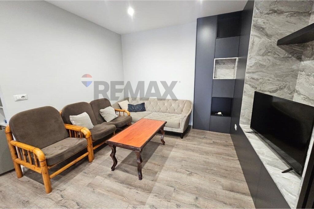 Apartament 2+1 me verandë te Kopshtit Zoologjik