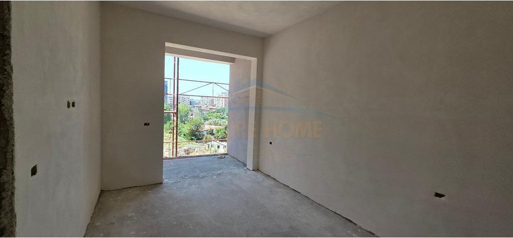 In vendita, Appartamento 2+1+2, Residenza River Side, Via Kavajes, Tirana