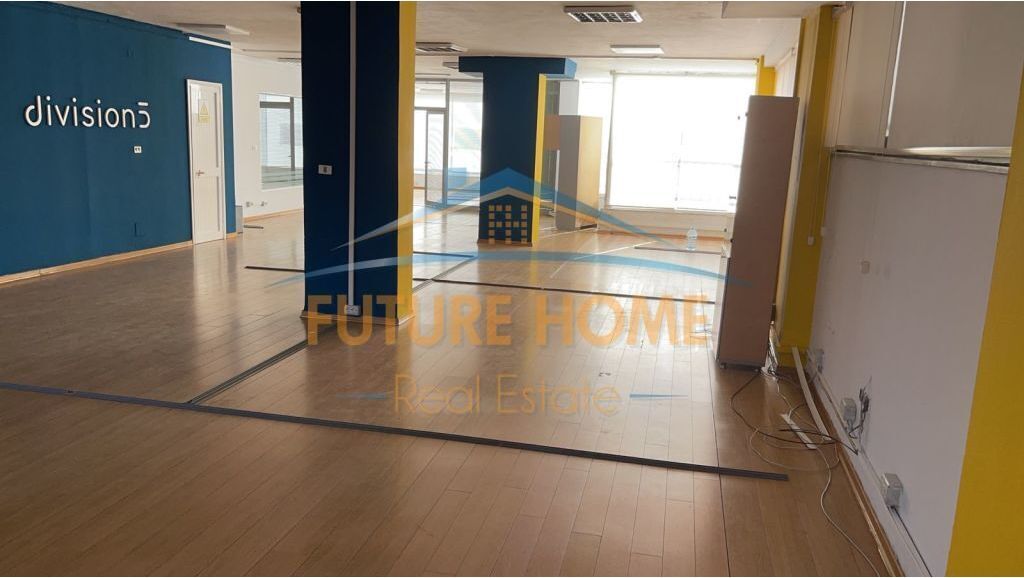 AFFITTO LOCALE COMMERCIALE, ZOGU I ZI, TIRANA