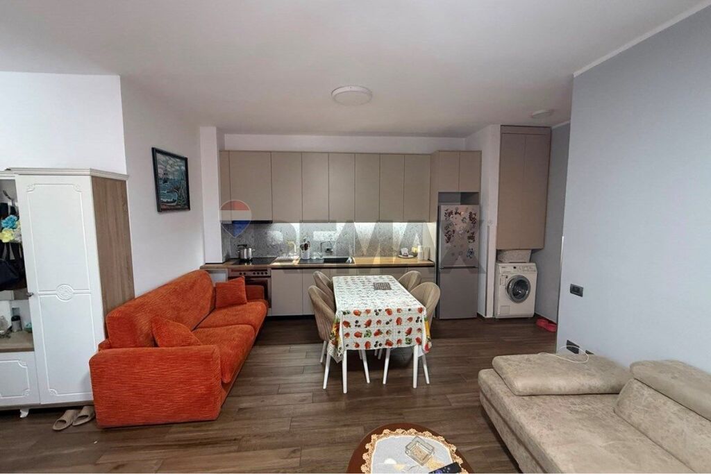 Apartament 1+1 me qera Kthesa Kamzes
