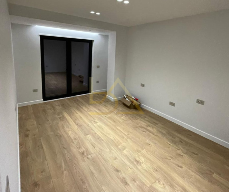 JEPET ME QIRA APARTAMENT 3+1+2 – REZIDENCA KODRA E DIELLIT, TIRANË