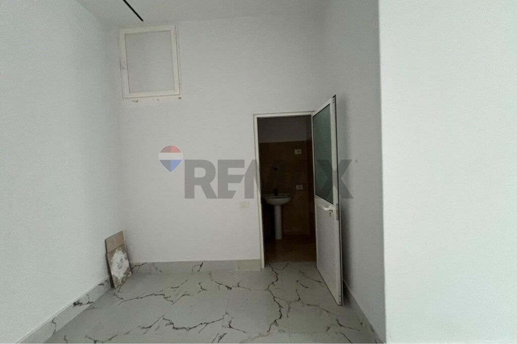 NEGOZIO, VENDITA, MINE PEZA, TIRANA