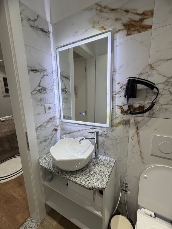 Apartament/studio me qera