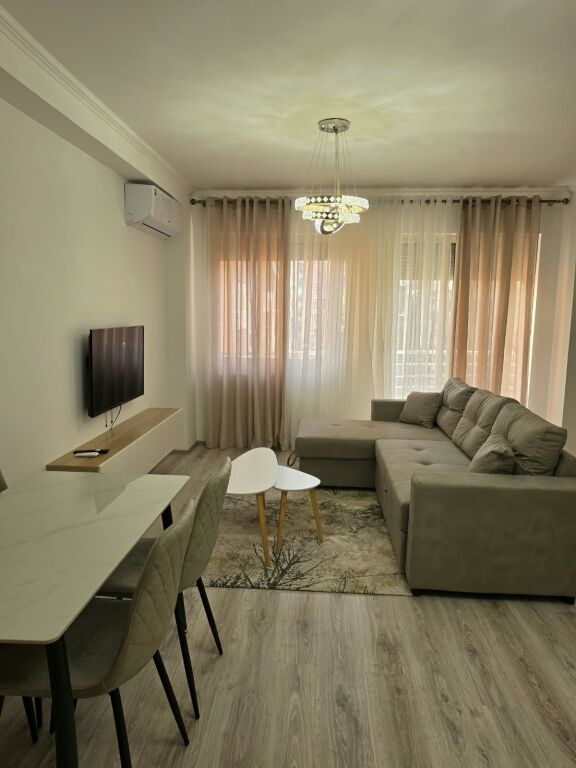 🏡 **JEPET ME QIRA APARTAMENT 2+1**💰 **Çmimi: 50,000 Lekë/muaj**