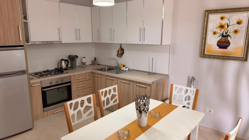 Apartament për qira afatgjatë Marina Bay Vlorë