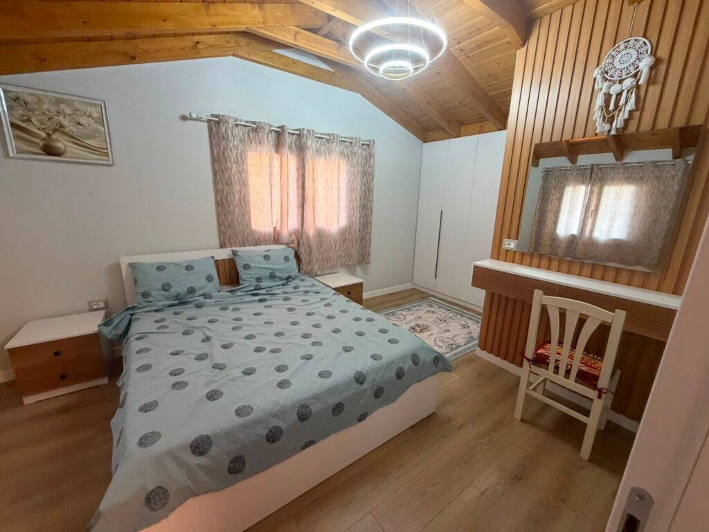 Appartamento 1+1 in affitto ville americane 2° piano villa + parcheggio 50000 lek