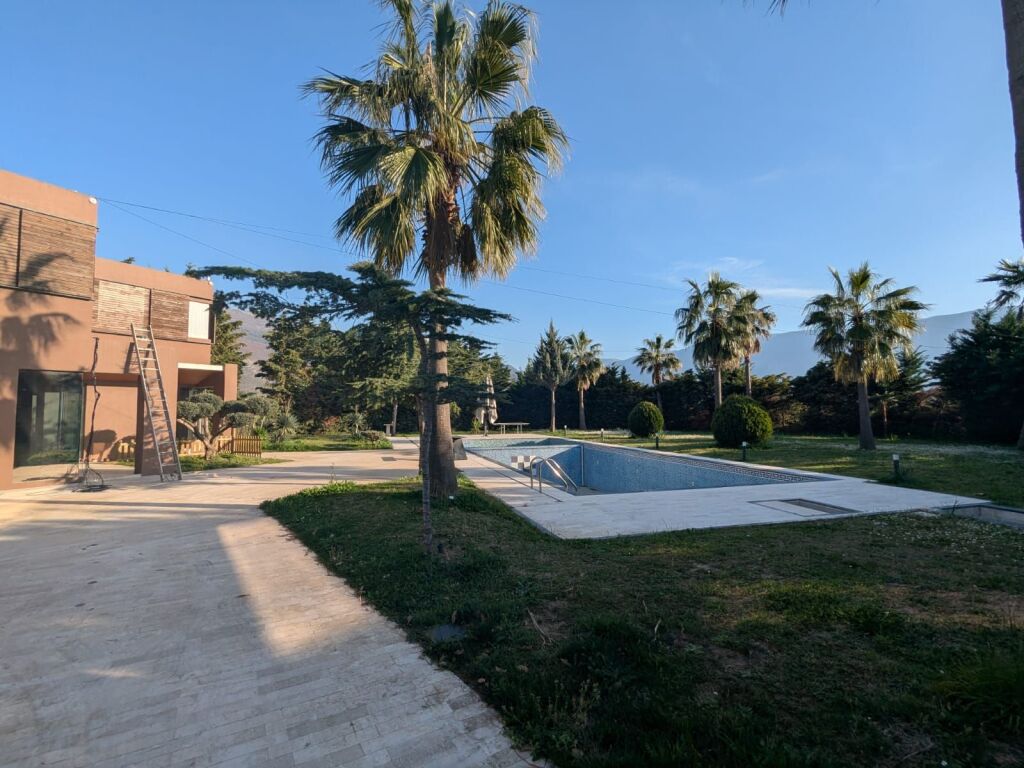 🏡 VILLA + LAND FOR SALE