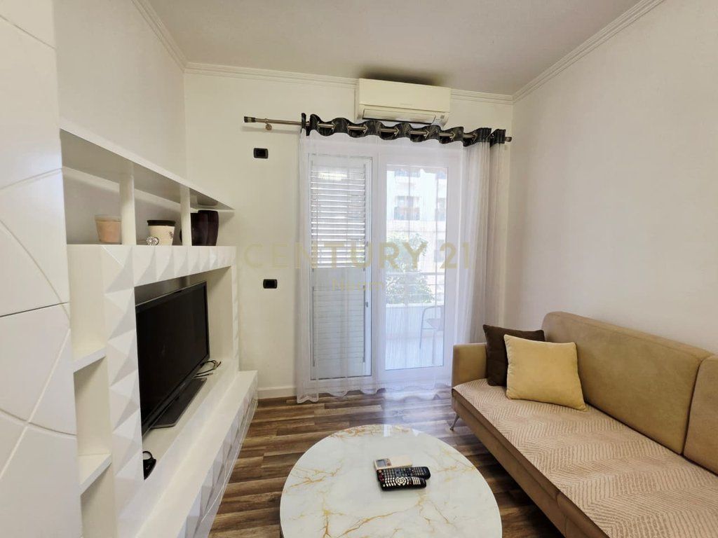 AFFITTASI APPARTAMENTO 1+1, SENZA BALCONE AL LAGO ASCIUTTO