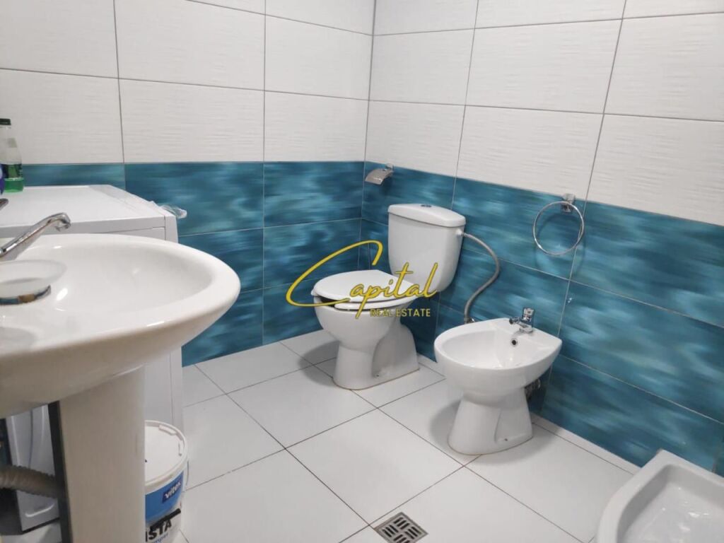 APARTAMENT ME QIRA 1+1 KINOSTUDIO 60.000 LEKE