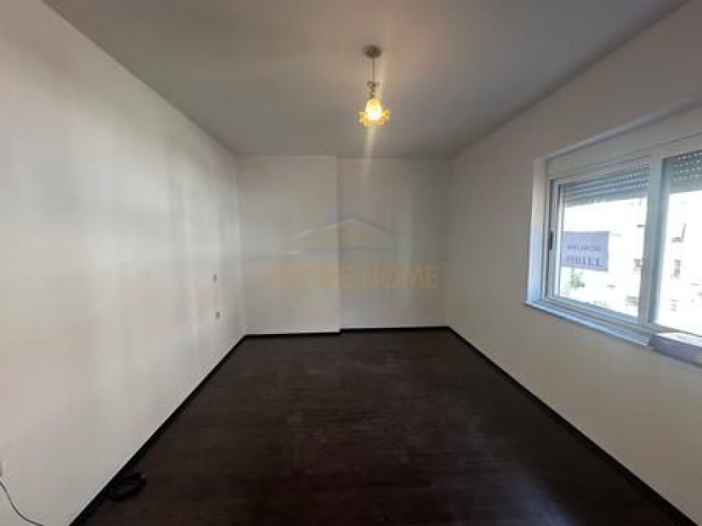 Shitje, Apartament 2+1, Siri Kodra