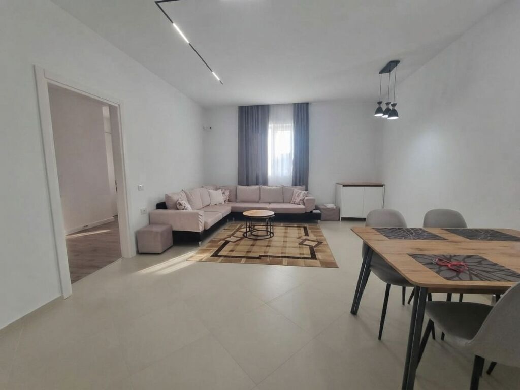 Qera, Apartament 1+1+ Post Parkimi, Rruga Siri Kodra, Tirane.