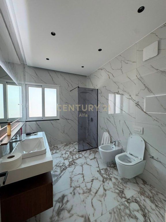Penthouse për shitje – Leon Residence, Kune Shëngjin