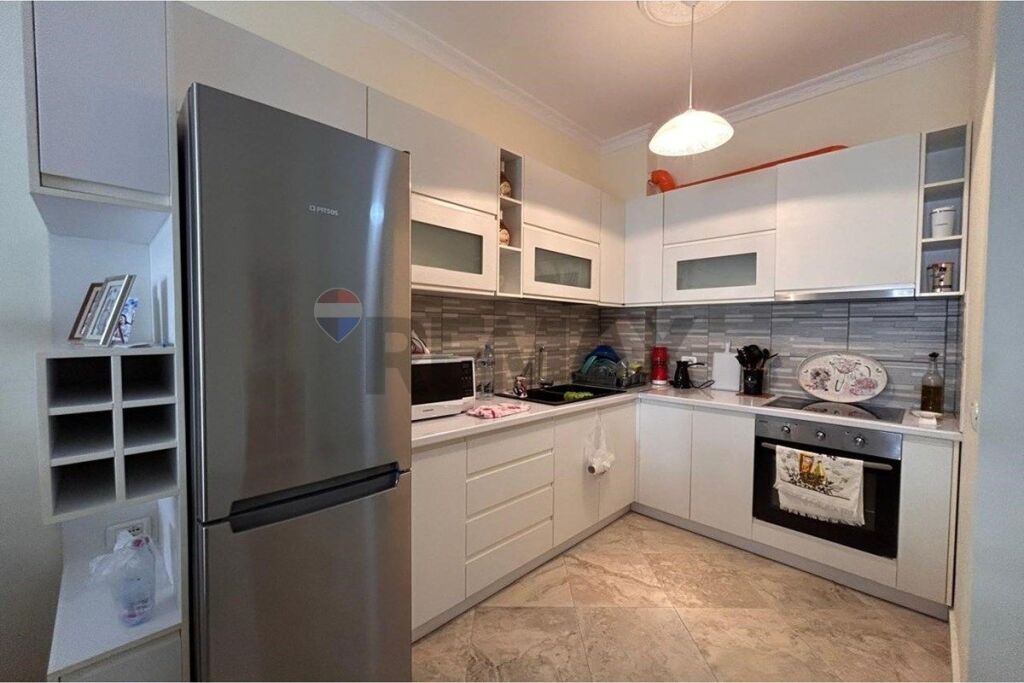 🏡 APARTMENT 2+1 FOR RENT – VLORË