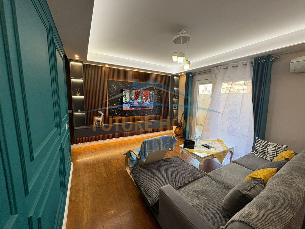 For sale, Apartment 2+1, Yzberisht