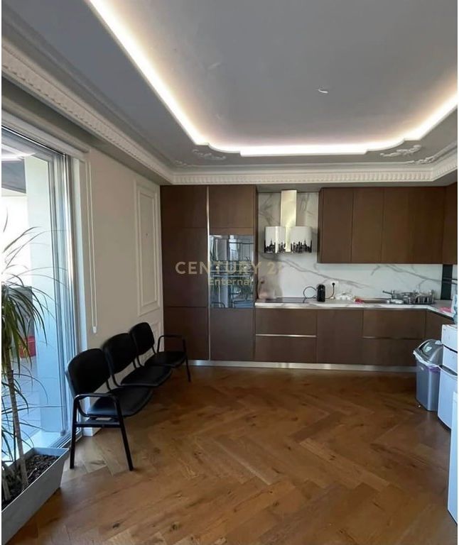 Apartment 200 m² for rent, suitable for offices, in Ish-Bllok. 24h administration, maximum security, super modern.