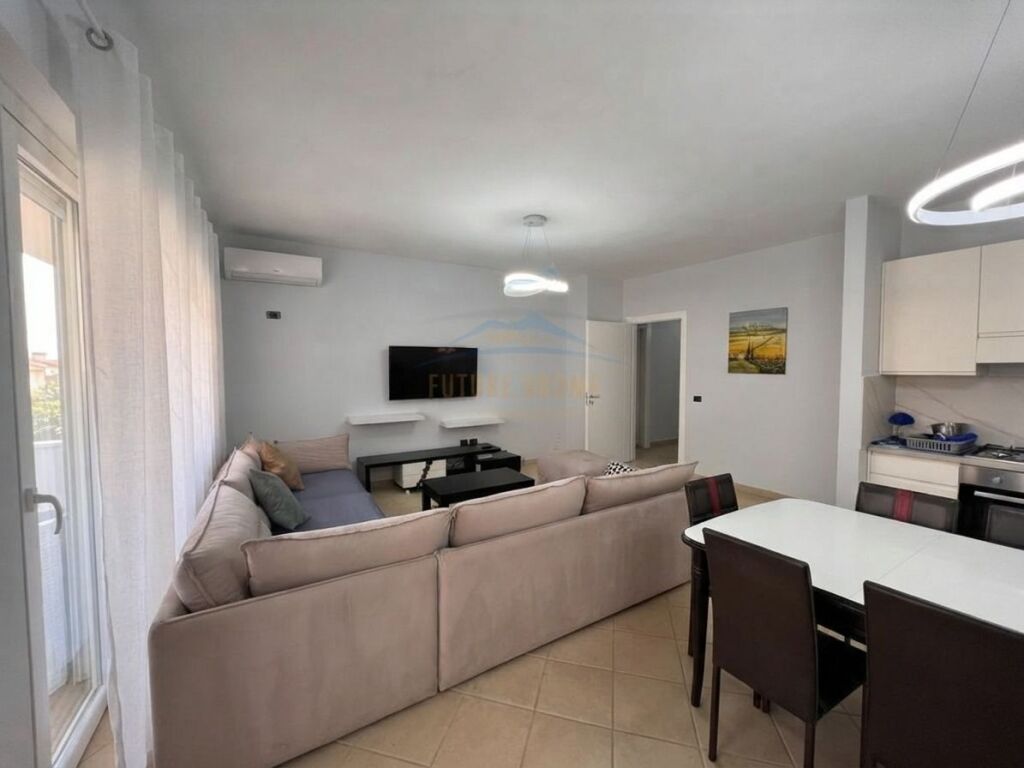 Qera , Apartament 2+1+2 , Qender , Tirane