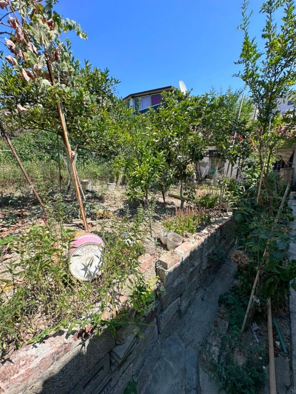 AFFITTASI CASA PRIVATA VICINO AL MATERNITÀ, DURRËS