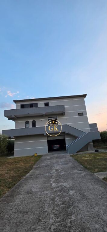 🏢✨ 3-STORY VILLA FOR SALE IN SHIJAK AREA✨🏢