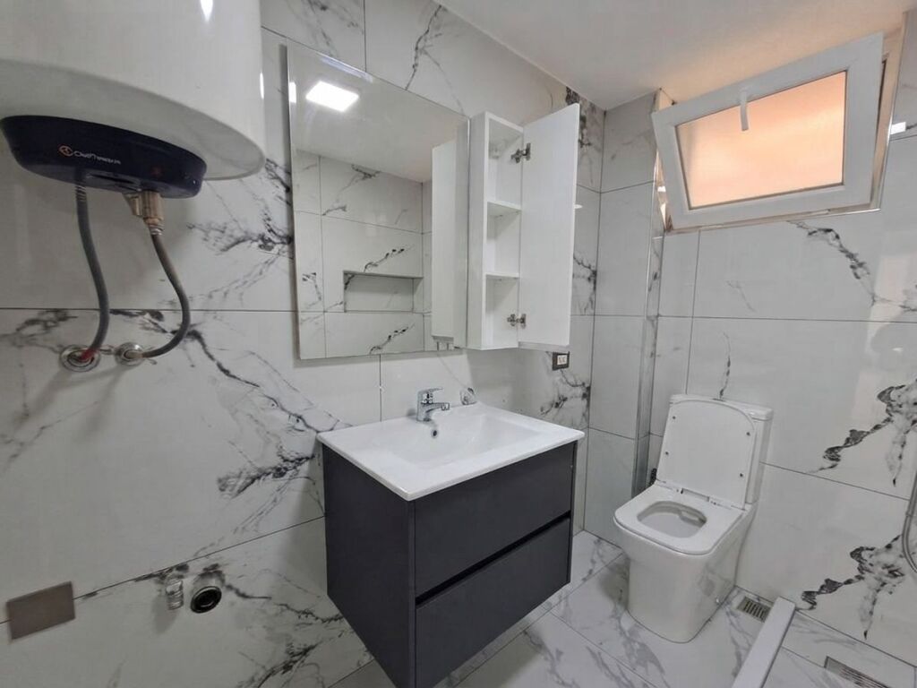 Rent, Apartment 1+1, 5 Maji, Tirane.