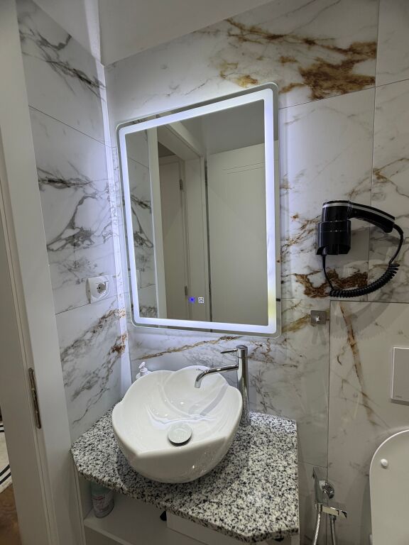 Apartament/studio me qera