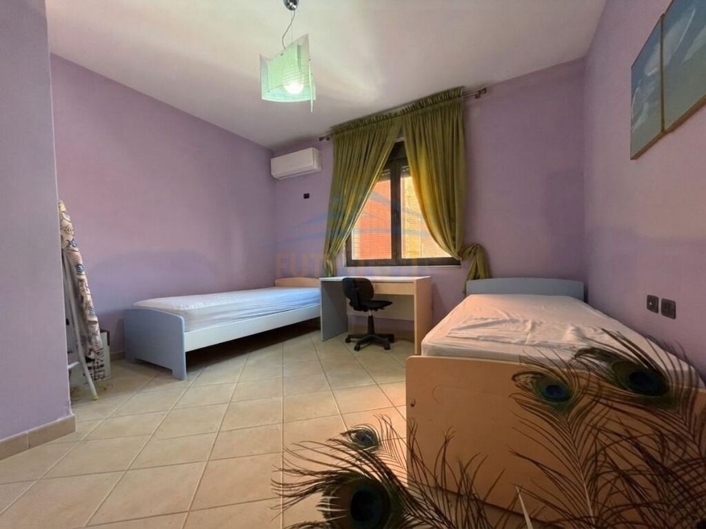Qera , Apartament 2+1+2 , Qender , Tirane