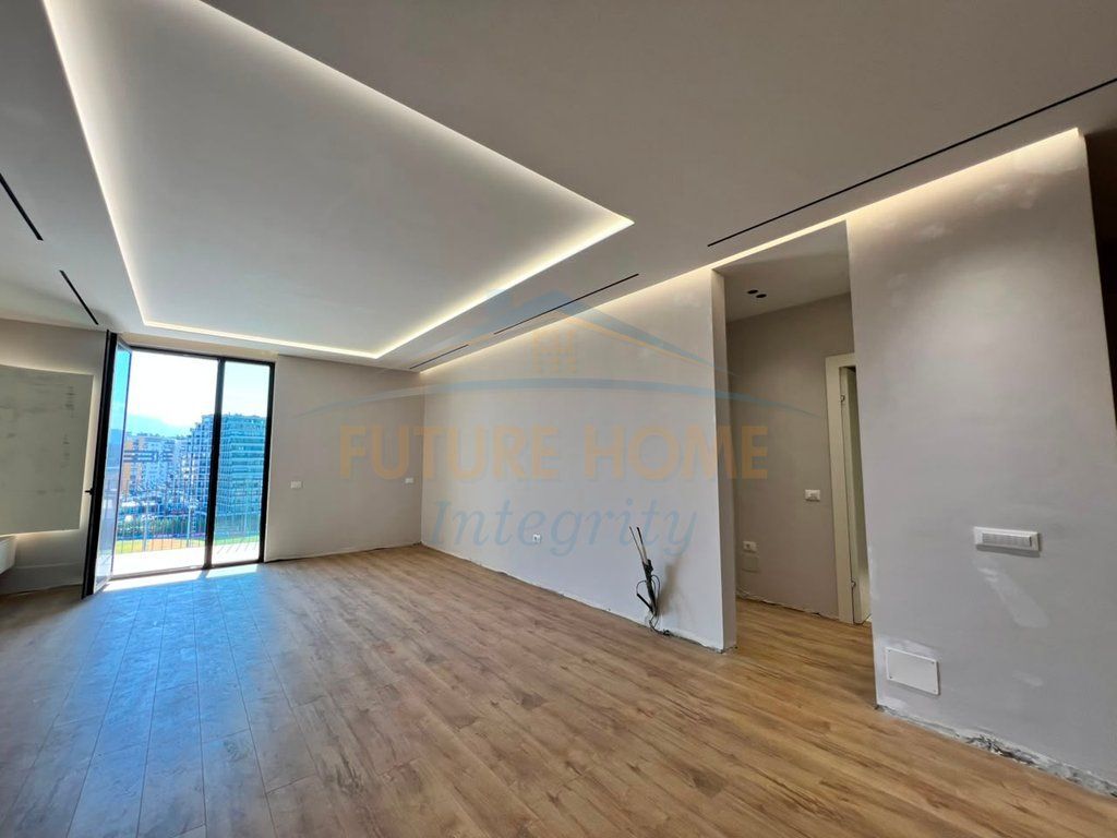 Shitet, Apartament 2+1+2+Post Parkimi, Altana Luxury Residence, Tiranë.