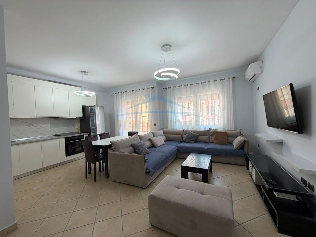 Qera , Apartament 2+1+2 , Qender , Tirane