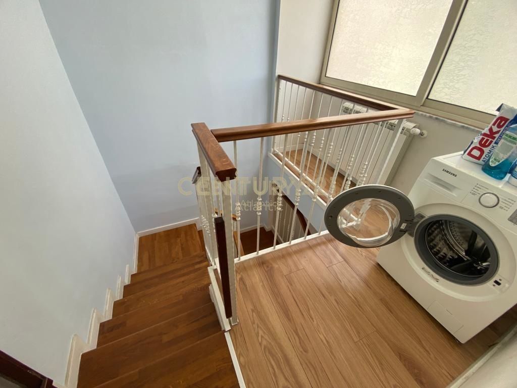 Duplex 2+1 me Pamje Deti me Qira – Rrota e Kuqe, Plazh, Durrës