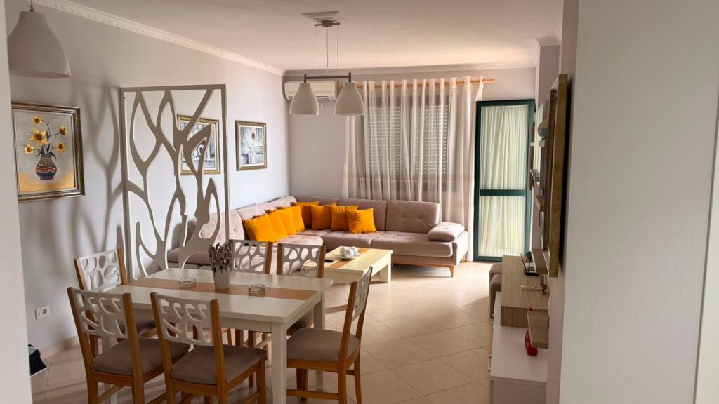 Apartament për qira afatgjatë Marina Bay Vlorë
