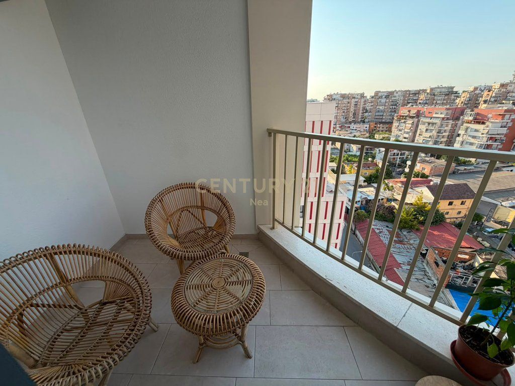 Apartment for rent 1+1 opposite Ring Center, near Zogu I Zi!