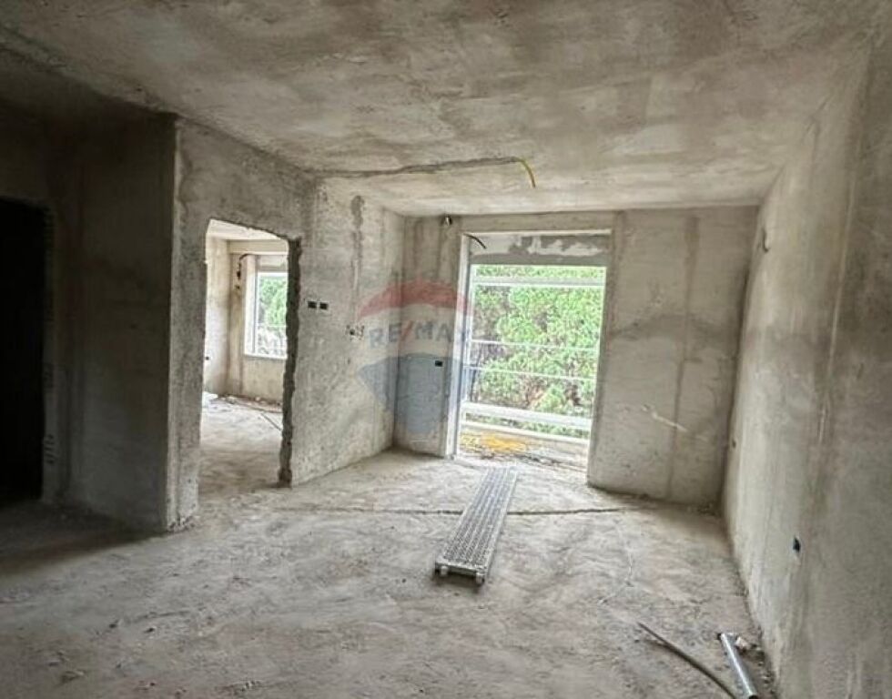 Apartament 1+1 ne shitje tek Mali i Robit!! ID: 530191061-208
