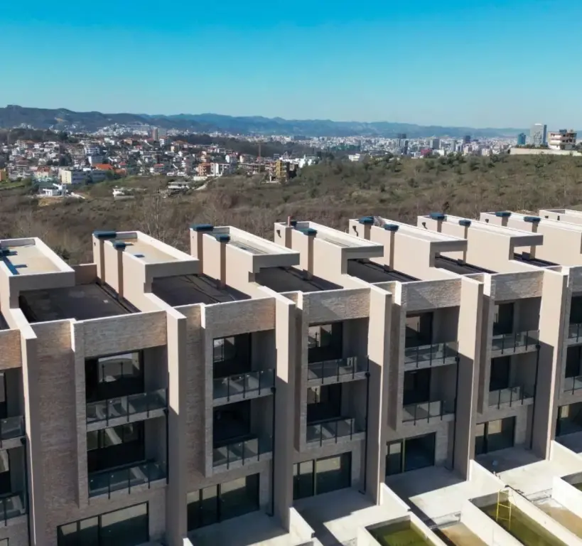 SHITET DUPLEX – SWAN LAKE RESIDENCE, FARKË