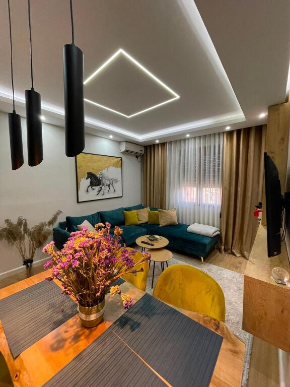 Apartament 2+1 per qera Siri Kodra !