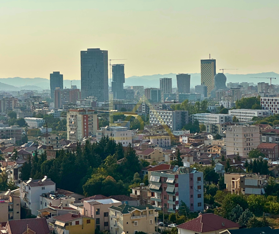 Godinë Polifunksionale për Shitje – Rruga “Vëllezërit Kondi”, Tiranë